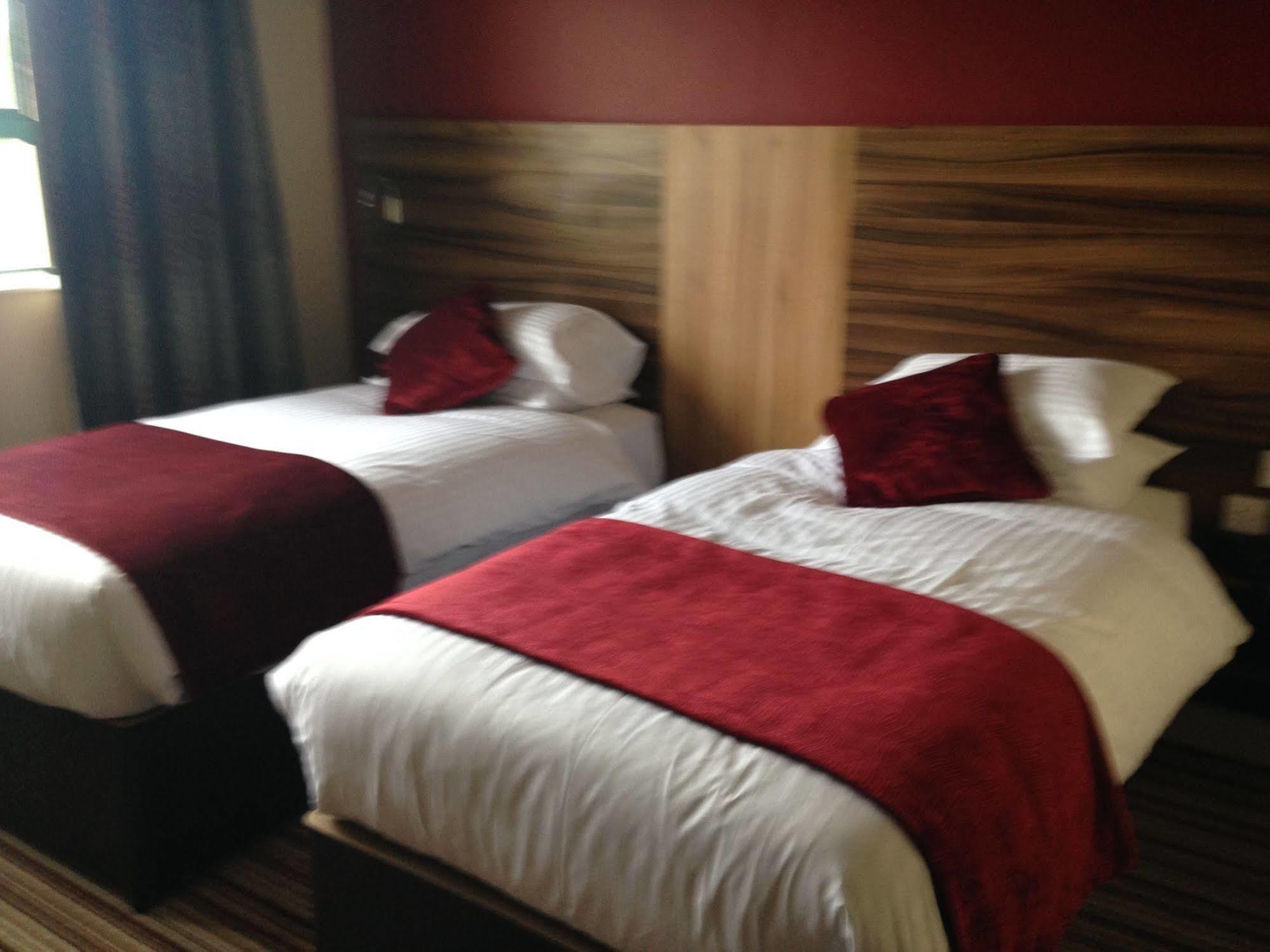 Mourne Country Hotel نيوري المظهر الخارجي الصورة
